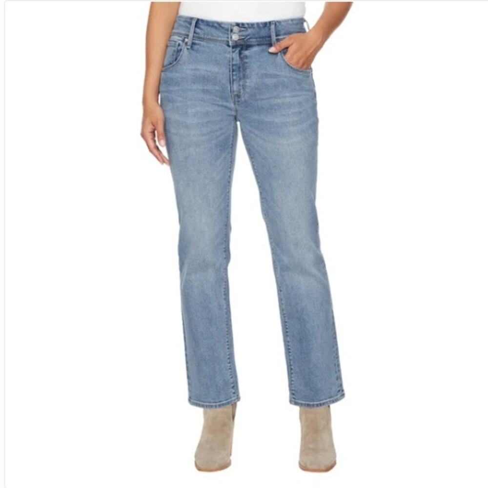 Hudson Jeans Ladies' Slim Straight Leg Jean Ice Blue Size 6 NWOT